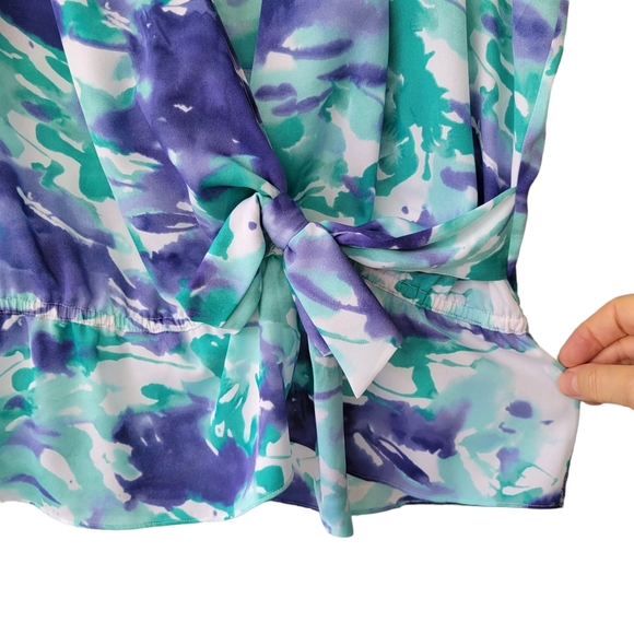 Anne Klein Flowy Fake Wrap Green Blue White Blouse Scooped Waist Women’s Size L - Picture 7 of 12